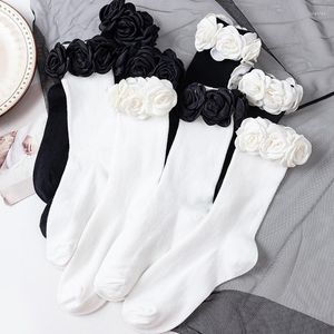 Kvinnors strumpor Rose Flower Short Lace Ladies Pure White Sock Cute Woman Standard Fashion Happy Solid Casual Harajuku Girls Sox