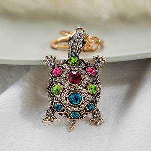 Creative Lovely Tortoise Keychains Pendant Unisex Diamond Set Bag Car Nyckelring smycken liten gåva i bulk