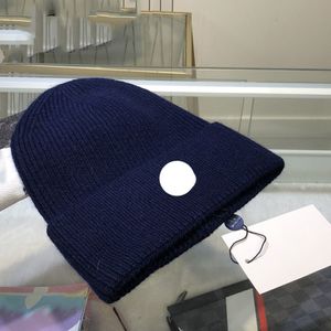 Designer Bonnet Designer Gift Skull Caps Frankrike broderade Badge Men's Wool Thread Hat Warm och Cold Proof Beanie Hat