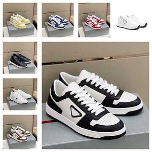 Jumpmans TNs Scarpe firmate Outdoor Platform Sneakers Chaussures Uomo Runnings Sport Donna Luxurys Scarpe DuNks Low des Chaussures 12s 11s 4s NJXR