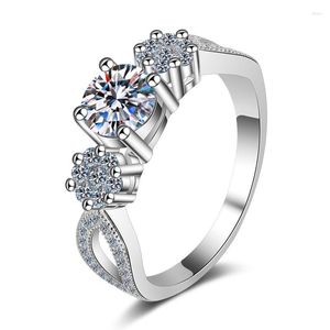 클러스터 링 htotoh 925 실버 링 여성 0.8 D 컬러 Moissanite Diamond Four Prong Wedding Jewelry