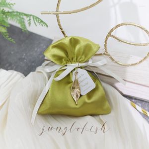 Confezione regalo 10 pezzi / lotto verde senape borsa da sposa in raso di seta di alta qualità confezione di scatole di cioccolatini / bomboniere caramelle