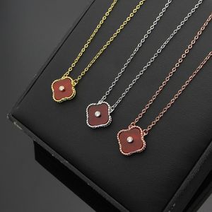 Kolye Kolye Tasarımcı Takı Lüks Cjewelers VC Mektup Tek Matkap Orijinal Ambalajlı Altın Texurment Zincirleri ile Dört Yapraklı Fritiller Kolye