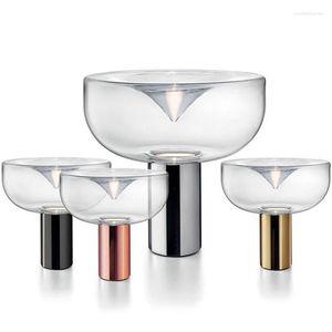 Lampy stołowe Nordic Clear Glass Lampa Creative Swirl Design Gold Hardware Splating Smoky Grey Sypials Dekoracja LED E27 biurko