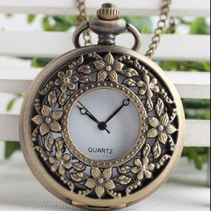 Pocket Watches Fashion Quartz 5 Petals Hollow Out Woman Classic Clock Necklace Gift