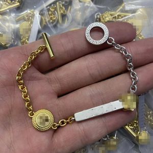 Medusa Altın Gümüş Zincir Bilezikler 18K Altın Kaplamalı Pirinç Lüks Marka Kadın Tasarımcı Bangles Klasik Stil Bağlantı Premium Festival Parti Hediyeleri MB4 - 05