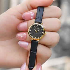 Armbandsur 20mm i diameter Kvinnor Titta på mode Small Mini Dial Watches Diamond Inlay Luxury äkta läder damkvartklocka Kvinna Reloj