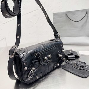 LE CAGOLE 7A Jakość 2022 Męskie le Cagole Motocyklowa torba na ramię luksusowe designerskie skórzane torebki crossbody kieszeń vintage av9a