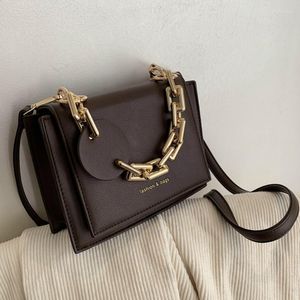 Bolsas de noite fêmeas pequenas cadeias grossas crossbody para mulheres bolsas de mulheres negras ombro 2022 couro de inverno