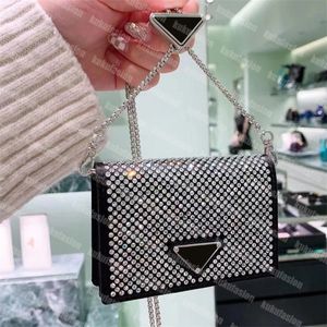 Mini Shiny crossbody v￤skor Rhinestone Designer kedjor axelv￤ska kvinnor flickor blinkande kors kropp handv￤skor parti koppling purses fannypacks