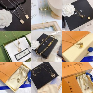 Luxury Jewelry Necklace Exquisite Charm Gold Plated Necklaces Designer Jewelry Classic Premium Brand Long Chain Fashion Women Style Selected Couple Gift