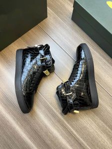 Paris Luxurys Moda Kilit Kilitli Ayakkabı Düzleri Orijinal Deri Arena Spor Spor ayakkabıları Yüksek En İyi Tasarımcı Günlük Eğitmenler Erkek Kaykay Ayakkabıları 38-45