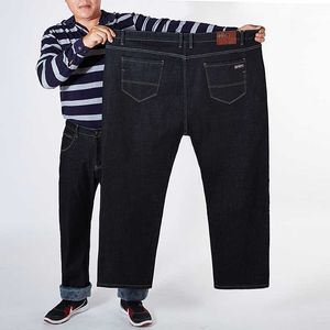 Jeans masculinos jeans jeans lã quente homens negros calças retas engrossem tamanho grande mais 44 46 48 50 52 Loue as calças de jeans de outono esticadas T2221102