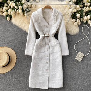 Outono e inverno 2023 casaco de lã feminino novo branco fino tweed médio longo cintura lapela pequeno casaco perfumado