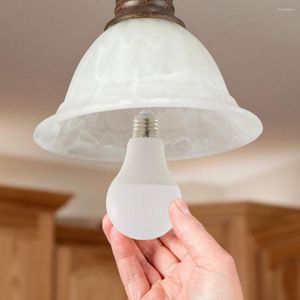 5/10/15/20/25W Färgglad smart lamplampa med fjärrkontroll Lätt miljövänlig strålningsfri för semesterpartidekor