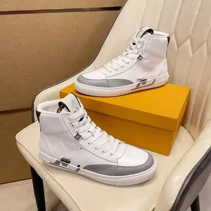 Designer Charlie Casual Shoes Trainer Sneakers Blazer Women Mens Luxury Rivoli Printing Trainers äkta lädersneakers Storlek 02