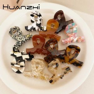 HUANZHI Vintage Coreano Carino Acetato Tornante Mezza Capelli Catch Bangs Clip Grab Clip Mini Shark Clip per le donne Ragazze Accessori per capelli T220808