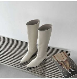 HBP Boots Sapatos femininos Novo produto Inverno simples Fashionable Wide Corean Version Sleeve High Soft Couath Cat Heel