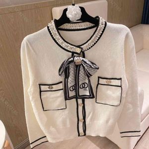 Tasarımcı Kadın Kaşmir Sweater Hoodie Ücretsiz İpek Eşarp Dipli Dipli Gömlek Tığ işi Mujer Hoodies gömlek Uzun Kollu Marka Elmas Logo Kadın Giysileri