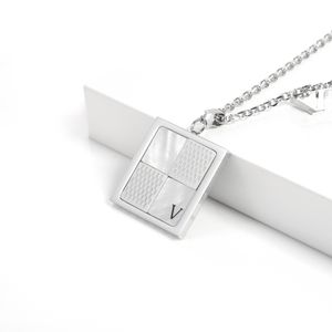 Fashion Unisex Style Silver Plated Necklaces Classic Luxury Design Brand Pendant Necklace Popular Selected Designer Jewelry Accessories Gifts For Men And Women