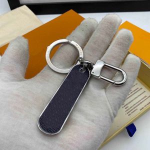 Luxuriöse Schlüsselanhänger, Designer-Unisex-Schlüsselanhänger aus echtem Leder mit Edelstahl-Schlüsselanhänger, gut, nice304U