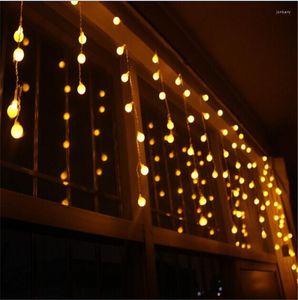 Strings Beautiful 3.5M 96pcs Balls Led String Light Fairy Curtain Ghiacciolo Lampada per la decorazione della finestra di Natale di nozze