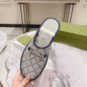 Designer tofflor kvinnor män tofflor mules sandal äkta läder sandaler glider metallkedja skor casual sko spets sammet toffel med låda