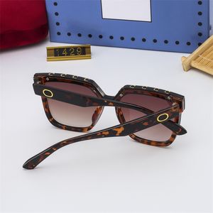 Große Rahmendesignerin Sonnenbrille für Frau Männer Luxusdesigner Brille Goldener Buchstaben Seite Damen Mode G Sonnenbrille mit Schachtel Strandbrille Schutzbrille