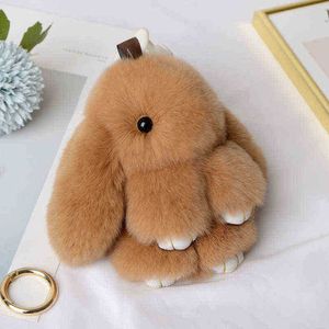 Keychains Pompom Real Rabbit Fur Keychain Cute Fluffy Plush Doll Keychains Women Bags Keyrings Cars Key Ring Gift Charming Decoration T220909