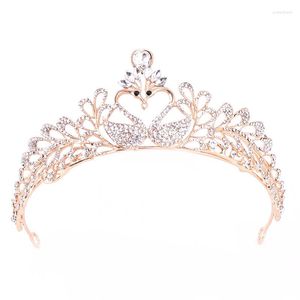 Cabeças de cabeça Bridal Tiara Swan Coroa de noiva 2022 Europeu e americano Rhinestone Cheted Dress Dress Chetedress