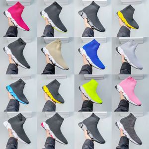 Tasarımcı Çocuk Ayakkabıları Hız Gençlik Kız Bebekler Erkek Üçlü-S Çorap Orijinal Çocuk Gündelik Slip-On Yüksek Siyah Beyaz Yürümeye Başlayan bebekler Eğitmenler Spor Sneakers Ayakkabı