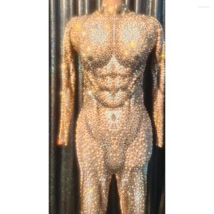 Palco desgaste luxuoso sexy dj nightclub outfit pérolas completas strass macacão para homens elástico collant desempenho dança traje