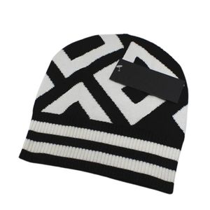 Neue Designer-Strickmütze, Beanie-Mütze, Skimütze, Snapback-Maske, taillierte Winter-Schädelmütze für Herren, Unisex, Kaschmir, kariert, Buchstaben, luxuriös, lässig, Outdoor-Mode, G-3