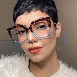 Montature per occhiali da sole 2022 New Fashion Oversize Square Optical Anti-blue Glasses Donna Vintage Leopard Frame Occhiali da vista femminili Oculos T2201114