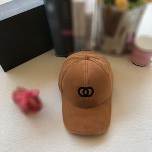 Moda Casquette Erkek Kaplar Lüks Rubbit Saç Nakamı Mektupları Kürklü Şapkalar Tasarımcı Beyzbol Cap Street Sport Hat Sıradan Dome Beanie Yeni