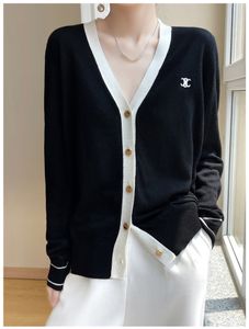 2023 Spring Women's Sweaters Nytt för ulldamer Designer Channel Cardigan Sticked Tröja Casual White Black Pullover V-Neck In Cashmere Top kläder