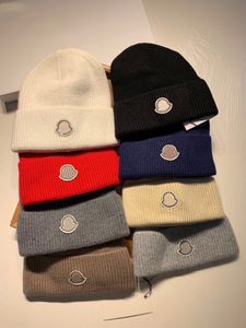 Män designer cap stickad för och kvinnor mode bokstav hatt tryck populärt varm vindtät stretch flerfärgad mössa hattar personlighet gata s premium