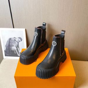 Buty designerskie Rubinowe buty damskie Skóra bydlęca Botki RANGER Bootie Damskie botki na platformie Lekka gumowa podeszwa Chelsea Bootss