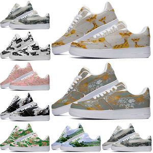 Designer Scarpe personalizzate Scarpe casual Uomo Donna Dipinto a mano Anime Moda Uomo Scarpe da ginnastica Sport Sneakers Color28