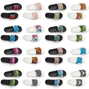 Anpassade män kvinnor tofflor skor Artoon Animal Design Diy Word Black White Blue Red Mens Trainer 259