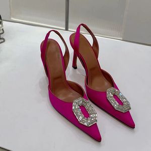 Projektant luksusowe formalne buty na wysokim obcasie Rhinestone Bluckle spiczaste sandały jedwabne szczupłe obcasy boczne powietrze tylne pasek damski 9,5 cm