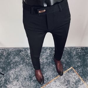 Calça masculina primavera coreana slim fit fit casual comprimento de streetwear de alta qualidade trajes cinza preto macacão de calça 514
