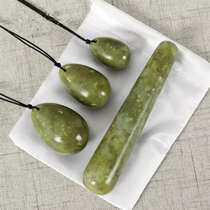 Natuurlijke groene jade yoni eieren geboorde plezier toverstok helu jade massager kegel oefening vaginale bal gua sha massage steen t1911162848