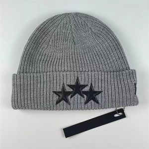 2023 Beanie Skull Caps Berretto invernale da uomo Marca Berretti caldi Cappello di lana da donna in maglia piegata europea americana