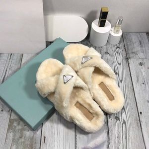 prades shoes Womens Best-quality Desiner Indoor Slippers Plush Hotle Winter Shoes Warm Wool Fur Slipper s for Women Slides Flip Flops Quality