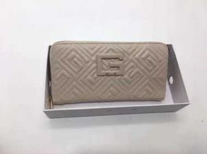 Design Bag 2023 New Gue s Wallet Fashion Women's Walletfactory Cheap Wholesale and Retail