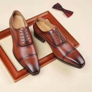 Dress buty mężczyźni oryginalny skórzany luksus Oxford Male Male Formal Office Groom Wedding Fkil Man Derby