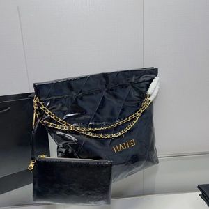 Kadınlar küçük yağ balmumu deri 22 alışveriş çantaları klasik cazibe ile kapitone altın/gümüş metal donanım matelasse zinciri açık tasarımcı çanta 36x36cm