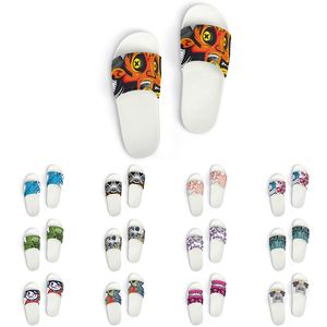 Custom Shoes Slippers Sandals Men Women DIY White Black Green Yellow Red Blue Mens Trainer Outdoor Sneakers Size 36-45 color132