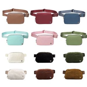 LuluL Fleece Everywhere Woman Lulu Belt Bum Bags Luxury Women's Mens Designer Purses Teedy Chest Sports Nylon Yoga Handväskor axel crossbody Fanny Packs midja väskor